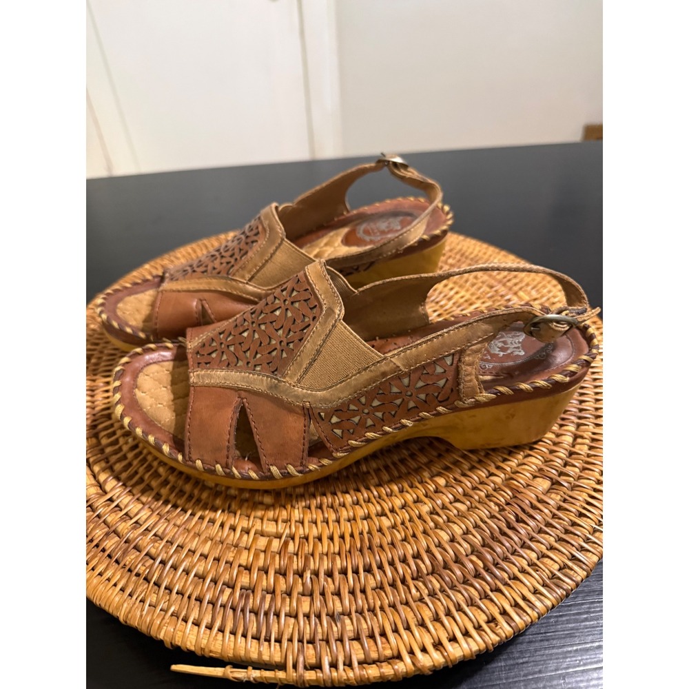 Ariat Brown Leather Laser Cut Floral Wedge Sandals Slingback Clogs Womens 9B